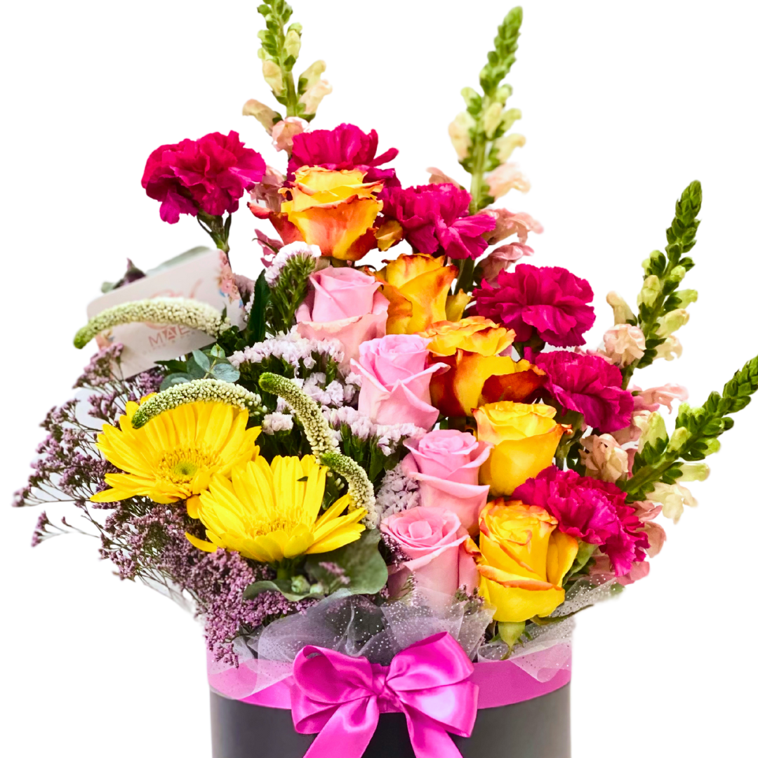 Sweet Floral Box – A Luxurious Gift of Beauty and Charm